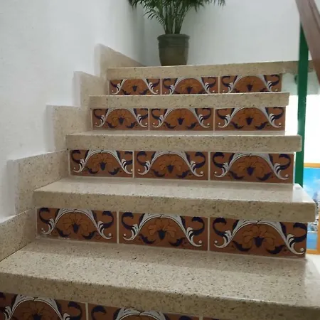 8 Calle Tangara La Gloria *