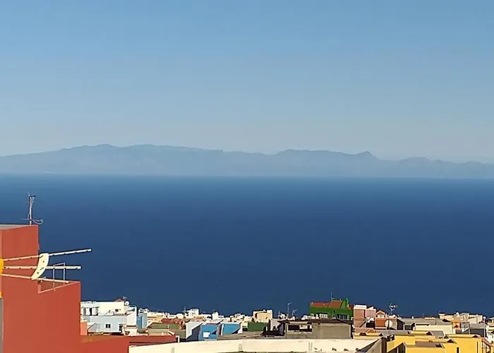 Apartman 8 Calle Tangara La Gloria *