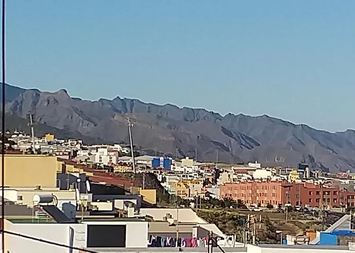 8 Calle Tangara La Gloria Santa-Cruz de Ténérife