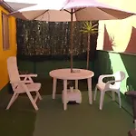 8 Calle Tangara La Gloria Apartman *