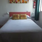Apartman 8 Calle Tangara La Gloria *